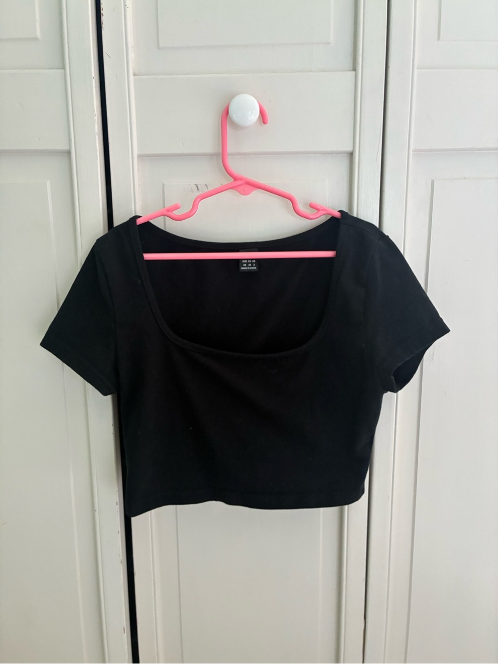 2 pack SHEIN Black and Lilac Square Neck Crop Top